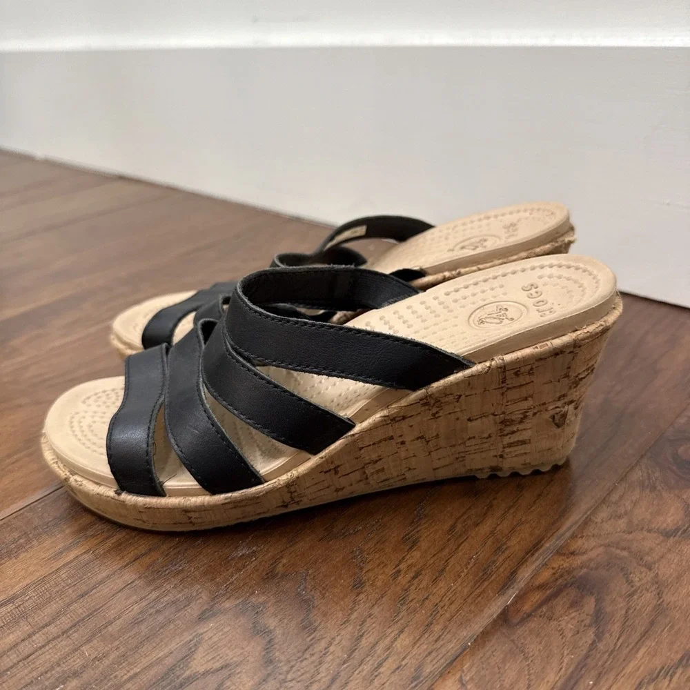 Crocs A-Leigh Cork Wedge Sandals Black Leather Straps Women's 6 Beach Resortwear